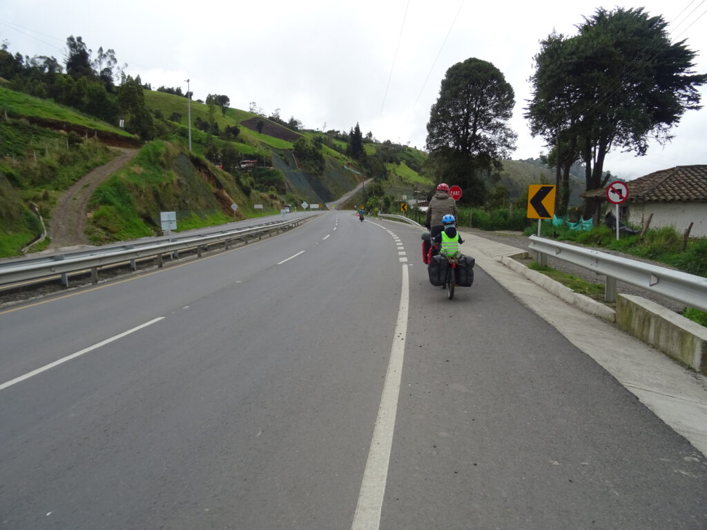 Downhill to Pedregal starts