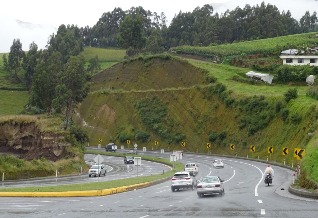 Climbing out of Otavalo with no rain