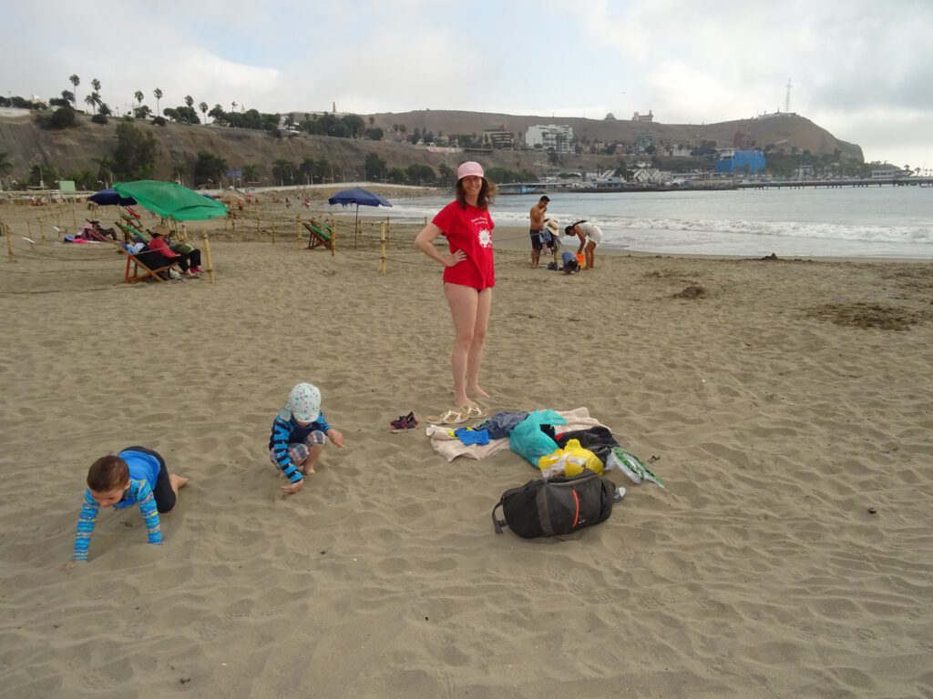 Agua Dulce beach, Lima