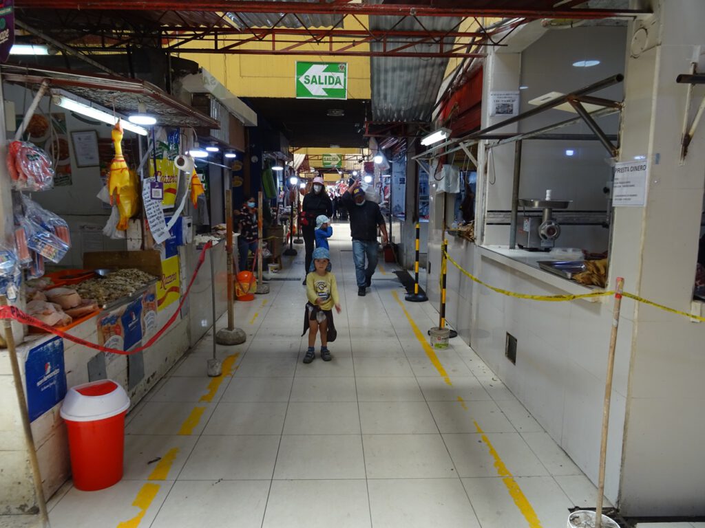Indoor market Huaraz
