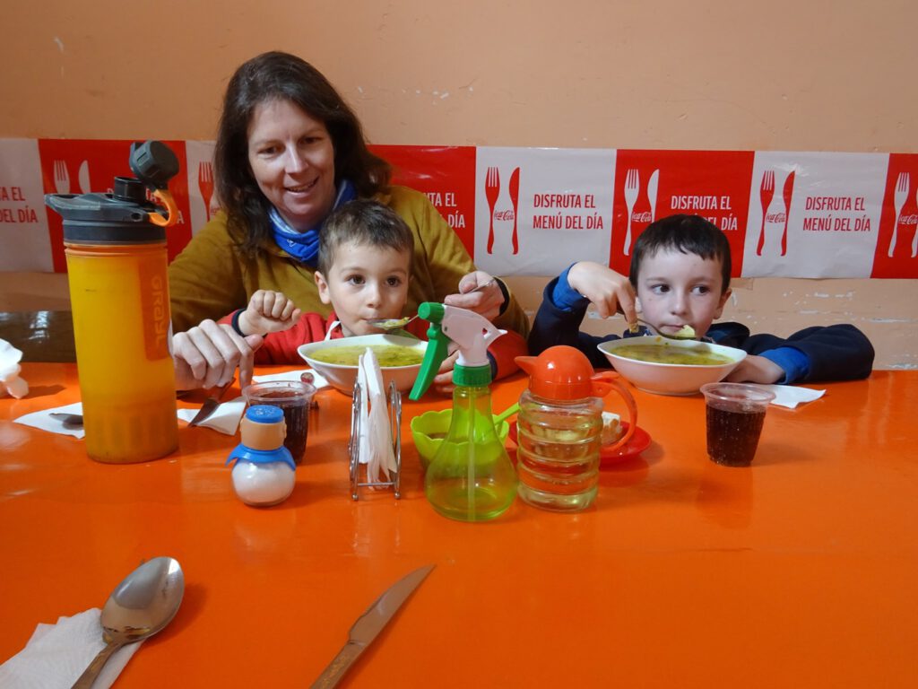 Late lunch in Uyuni