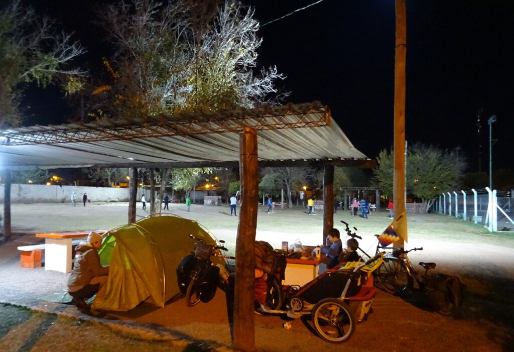 Camping in La Vina