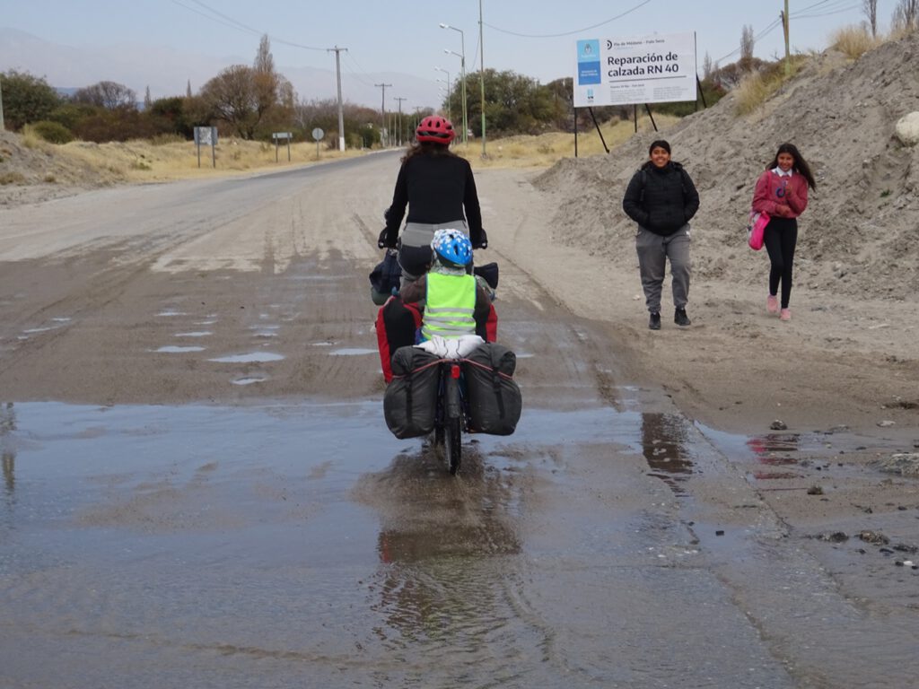 Crossing a river in Catamarca